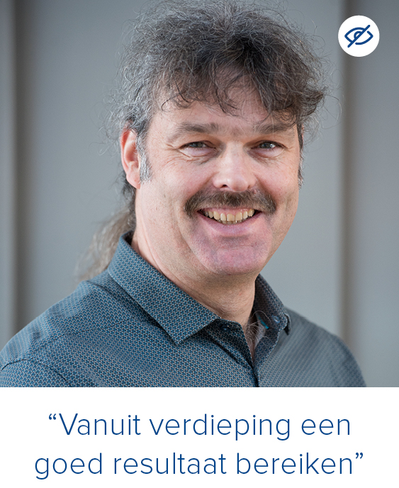 portret frank van der helm met de quote vanuit verdieping een goed resultaat bereiken
